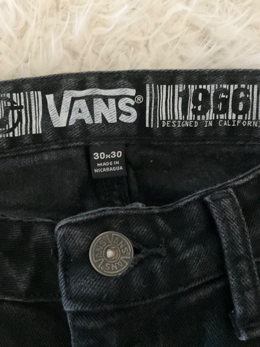 VAN'S MEN'S BLACK DENIM JEANS~SIZE 30X30! - Picture 7 of 7